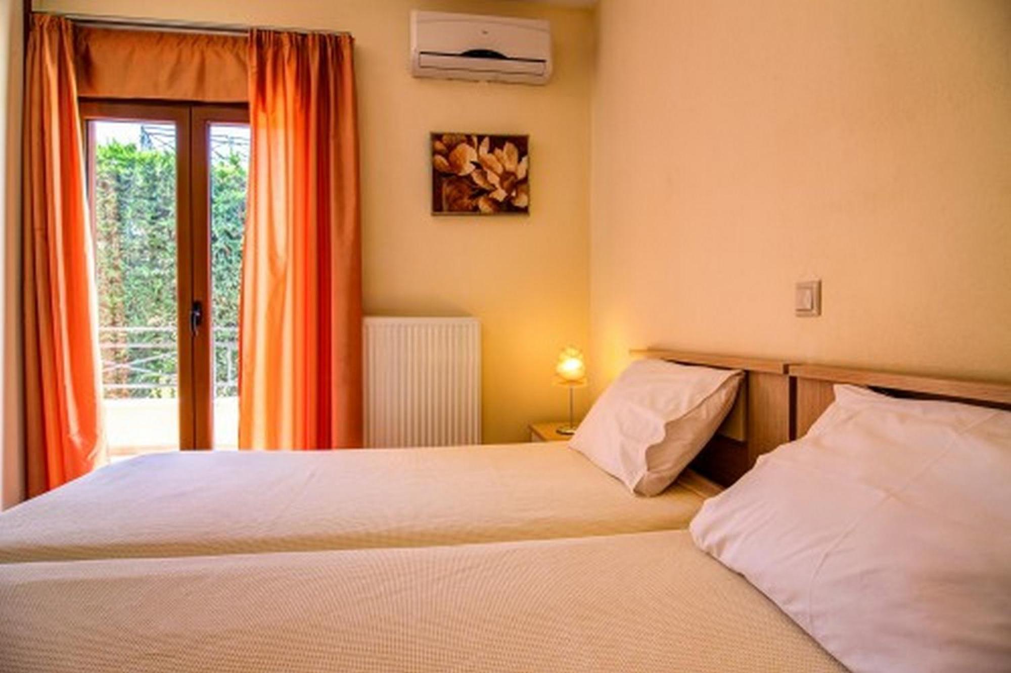Helidonia Villas Pigí Habitación foto